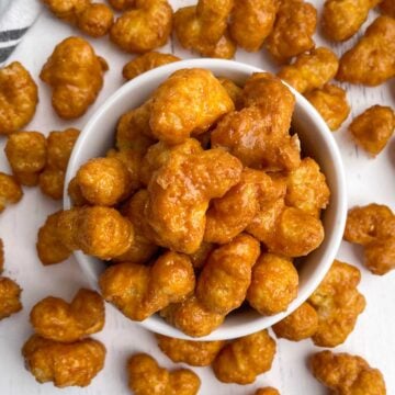 Caramel Puff Corn Recipe without Corn Syrup in a white bowl