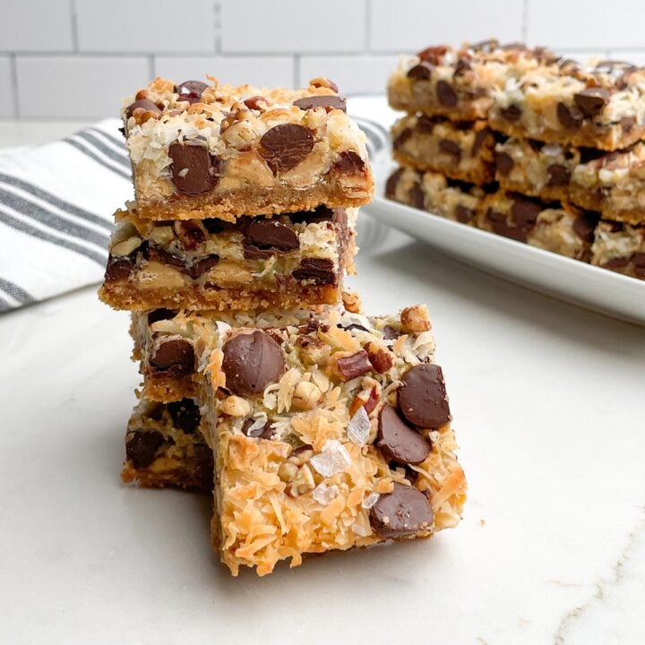 stack of hello dolly bars with plate of hello dolly bars in background