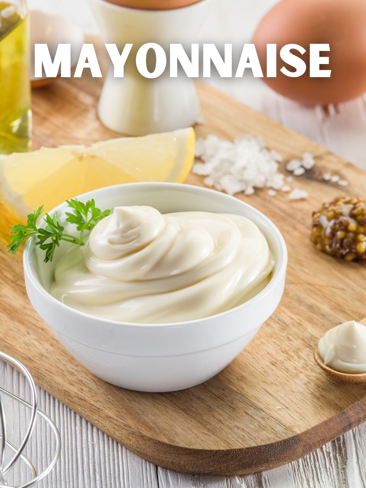 white bowl with mayonnaise