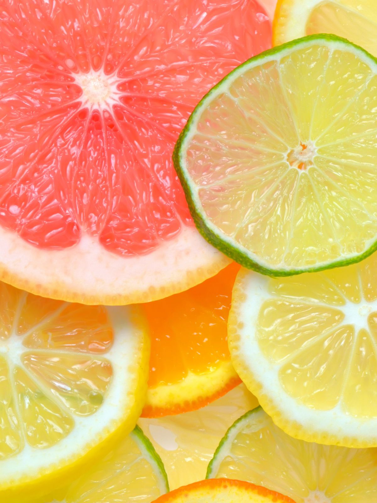 slices of citrus fruit.